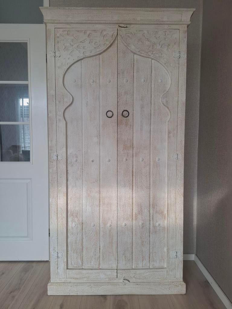 Oosterse kast (Ibiza, Boho, Arabisch, Houtsnijwerk), Ophalen of Verzenden, Zo goed als nieuw
