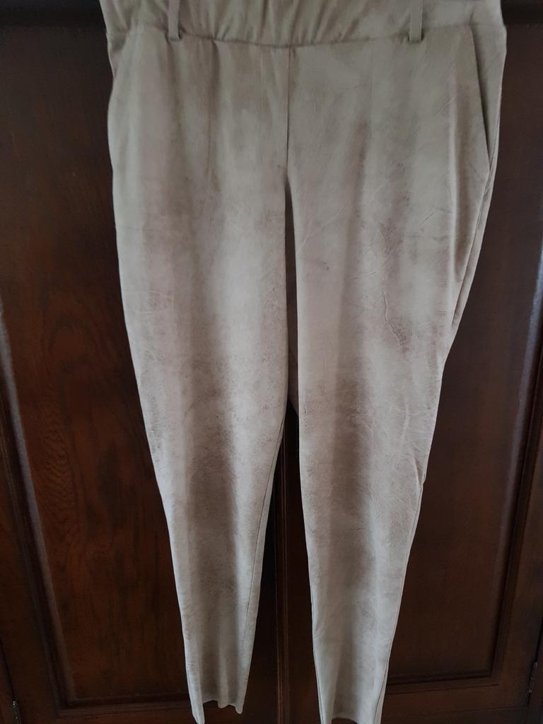 Helena hart broek M, Maat 38/40 (M), Beige, Ophalen of Verzenden, Zo goed als nieuw