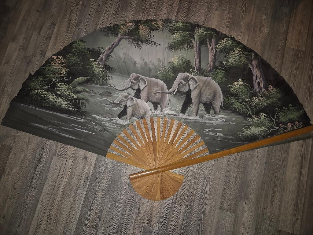 Mooie, traditionele decoratie waaier, Ophalen of Verzenden, Zo goed als nieuw