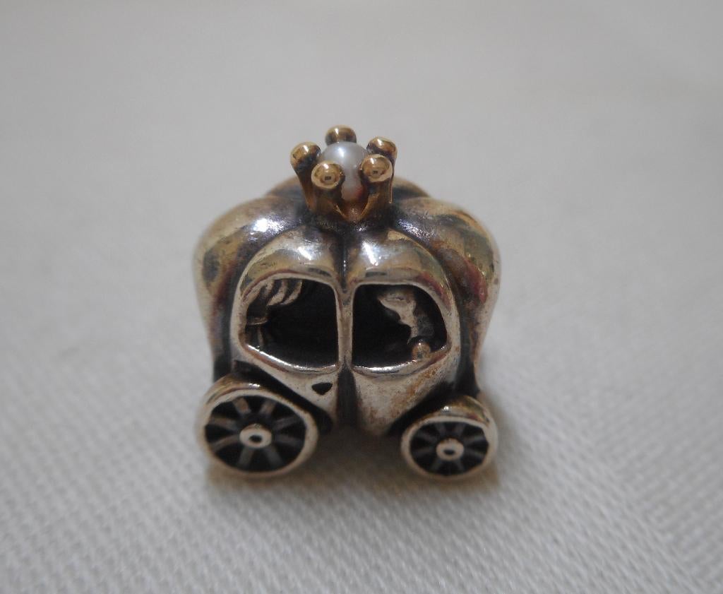 zilveren Pandora Royal koets met goud en pareltje nr.1733, Sieraden, Tassen en Uiterlijk, Bedels, Zo goed als nieuw, Pandora, Zilver