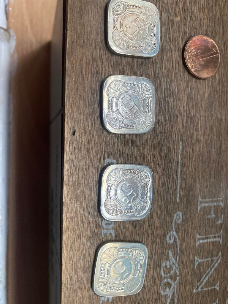 4 zeldzame penningen uit 1980. En een 1cent munt  juliana, Postzegels en Munten, Munten | Nederland, Koningin Juliana, Zilver