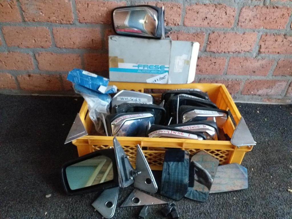 Mercedes W114 W115 W116 W123 W124 W201 W202 spiegels, Auto-onderdelen, Spiegels, Ophalen of Verzenden, Nieuw, Mercedes-Benz