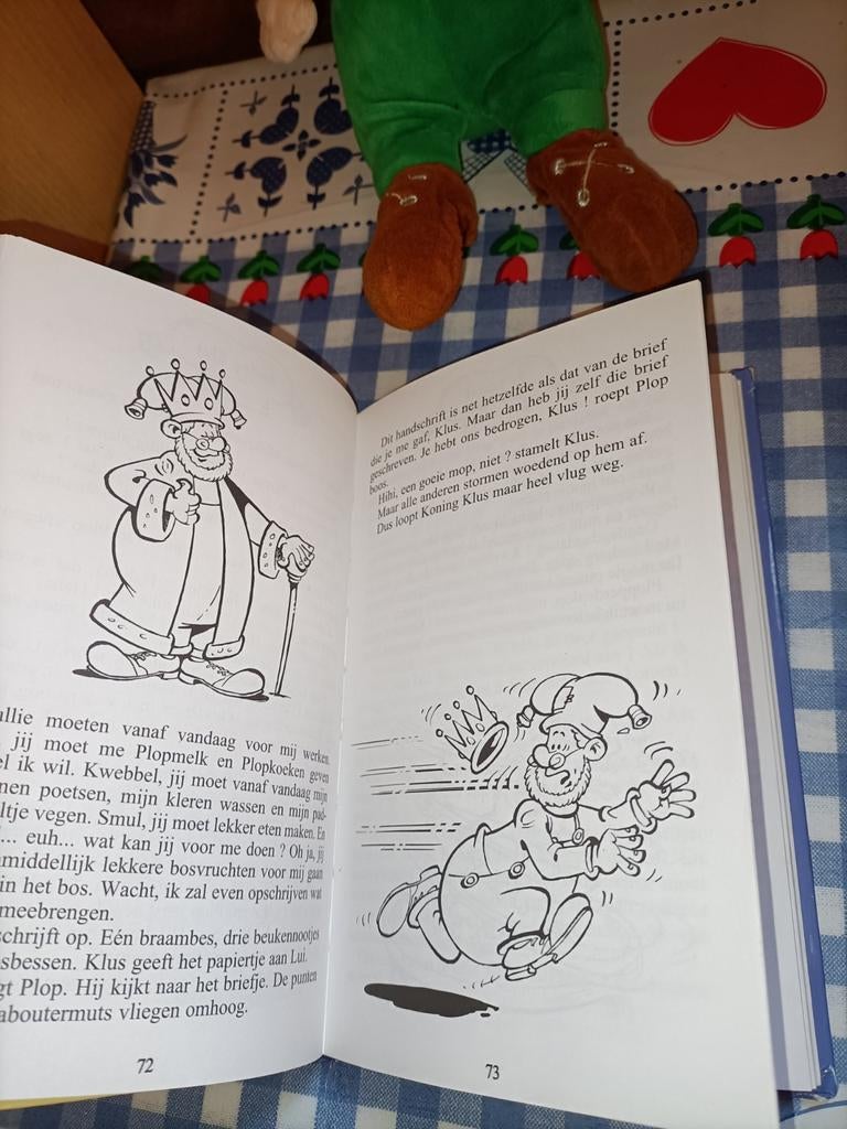 Kabouter Plop knuffel + boek 50 verhaaltjes voor het slapen, Kinderen en Baby's, Speelgoed | Knuffels en Pluche, Ophalen of Verzenden