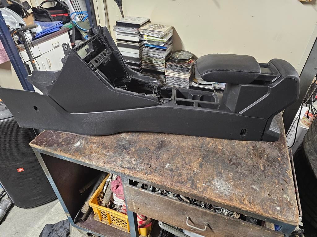 Zwart stof armsteun vw t roc origineel, Ophalen, Gebruikt, Volkswagen