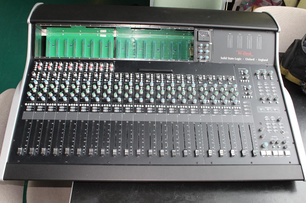 Solid State Logic SSL XL-Desk incl meubel, Ophalen, Zo goed als nieuw, Audio
