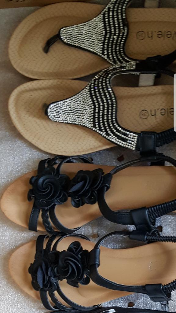 Dames slippers, sandalen en riekers, Ophalen of Verzenden, Zo goed als nieuw, Overige typen