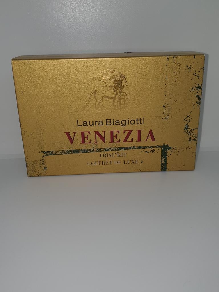 Vintage Venezia laura biagotti trail kit, Verzamelen, Parfumverzamelingen, Ophalen of Verzenden, Nieuw, Parfumfles