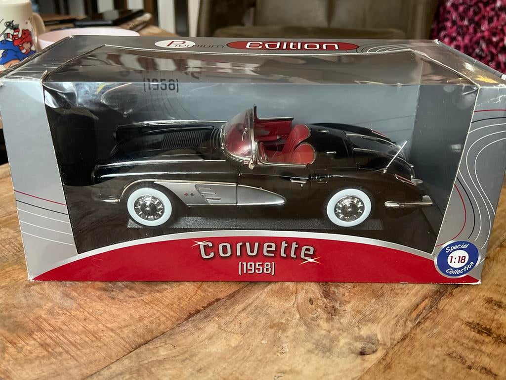 Chevrolet Corvette 1958 Premium Edition 1:18, Ophalen of Verzenden, Nieuw, Auto, Overige merken