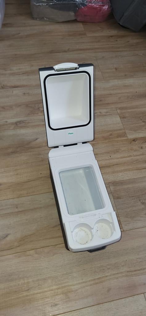 Elektrische mini koelbox, Caravans en Kamperen, Kampeeraccessoires, Ophalen