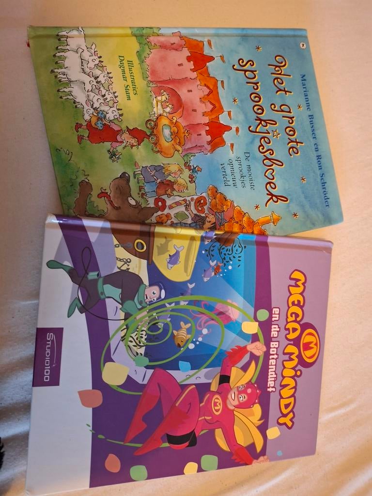 Twee leuke kinderboeken: Sprookjes en Mega Mindy, Boeken, Kinderboeken | Jeugd | onder 10 jaar, Ophalen of Verzenden, Zo goed als nieuw
