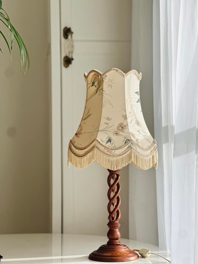 Vintage lamp barley twist kap franjes pastel, 50 tot 75 cm, Ophalen of Verzenden, Zo goed als nieuw, Stof