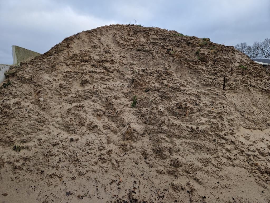 Woudzand voor de paardenbak, Tuin en Terras, Zand, Zo goed als nieuw, Ophoogzand, Ophalen