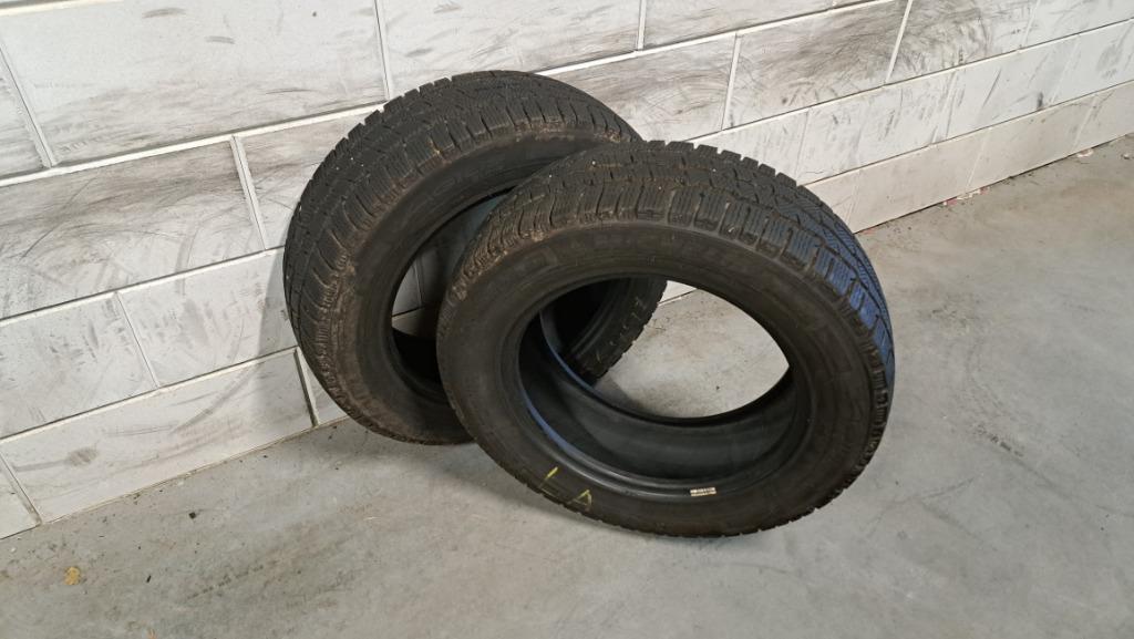 Winterbanden 195/65/16 104/102R Michelin 2-stuks als nieuw., 16 inch, Band(en), 195 mm, Bestelwagen