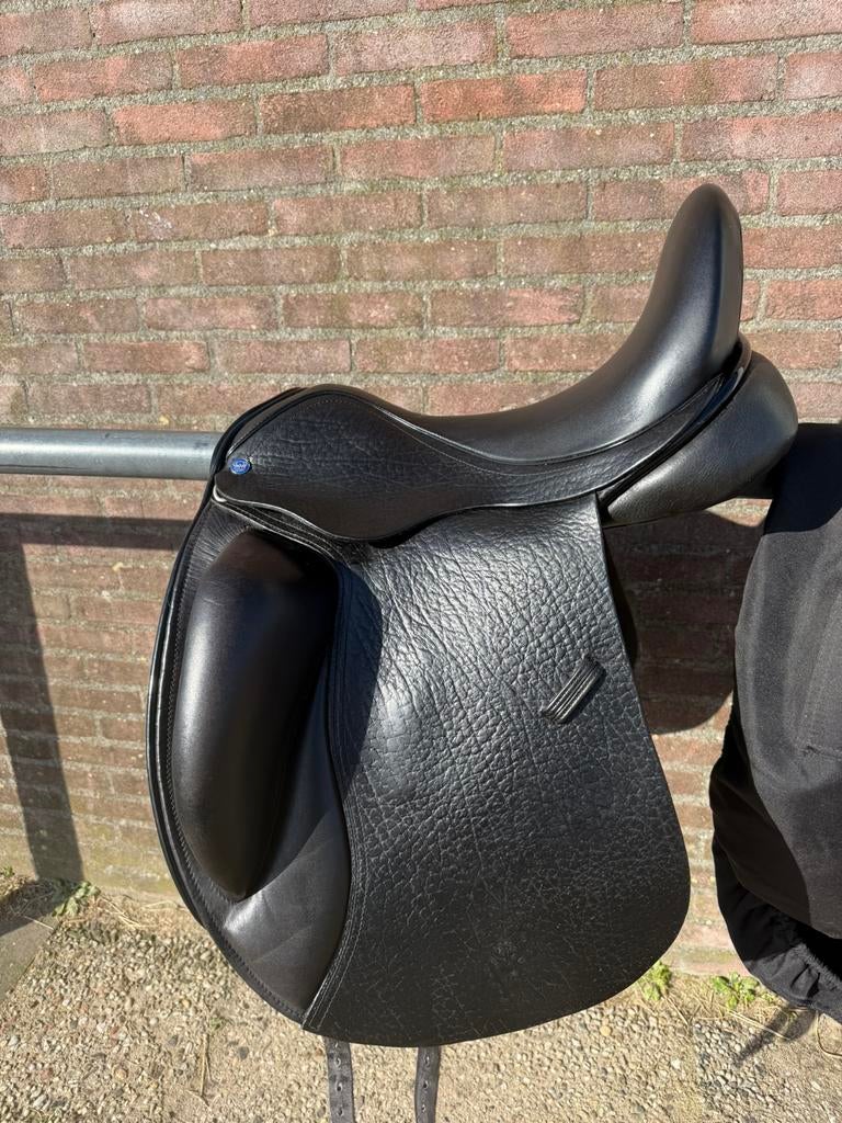 KM dressuurzadel custom made zgan!, Ophalen of Verzenden, Zo goed als nieuw, Dressuur
