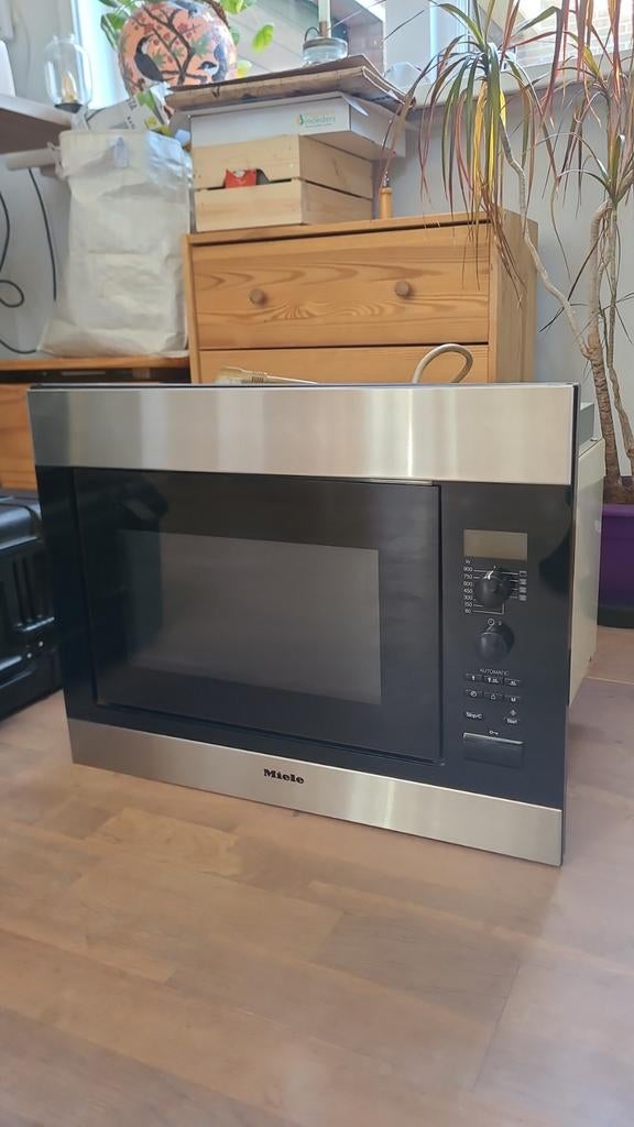 Miele inbouw magnetron met grill, Witgoed en Apparatuur, Ophalen, Gebruikt, Grill, Magnetron
