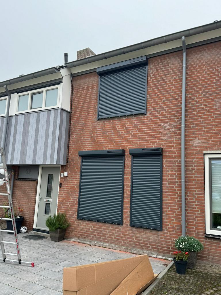 Rolluiken met isolatie lamellen !!, Ophalen of Verzenden, Zo goed als nieuw, Wit, 200 cm of meer