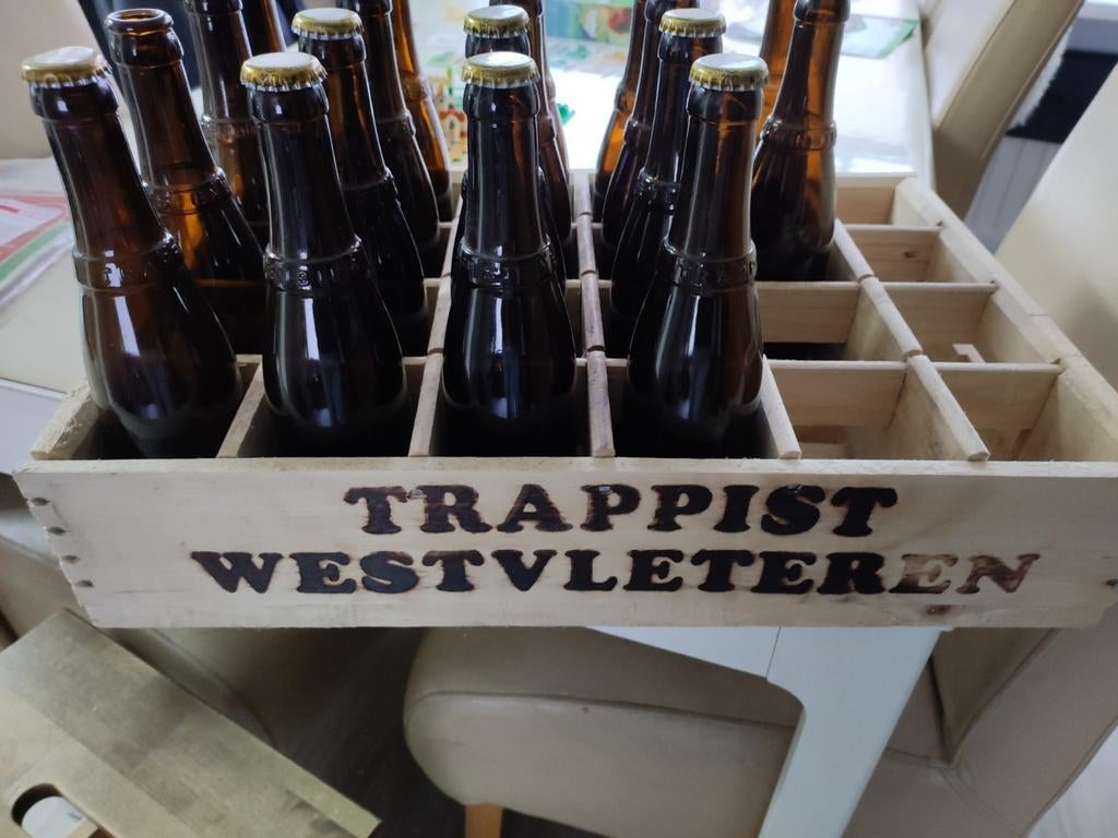 Westvleteren Trappist Bier - Volle Krat, Verzamelen, Biermerken, Ophalen of Verzenden, Zo goed als nieuw, Flesje(s), Overige merken