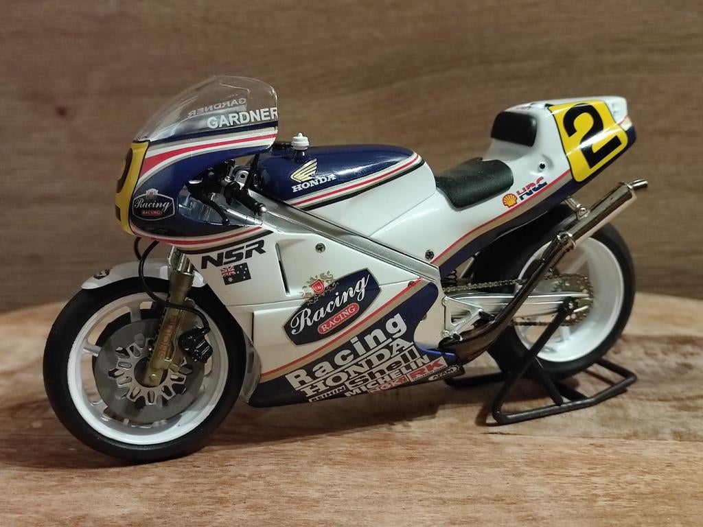 Honda NSR500 - Wayne Gardner - Grand Prix 500cc, Ophalen of Verzenden, Nieuw, 1:9 t/m 1:12, Motor