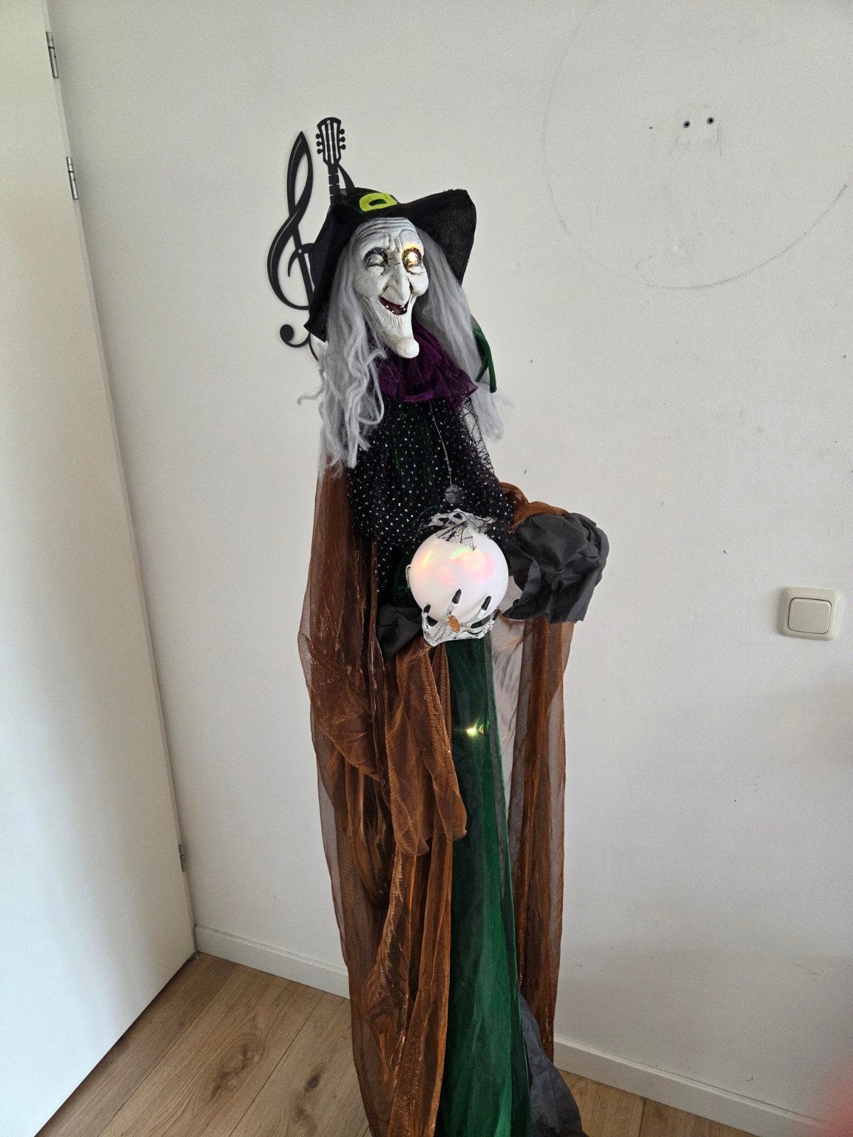 halloween pop/heks, Ophalen, Zo goed als nieuw, Halloween of Griezel