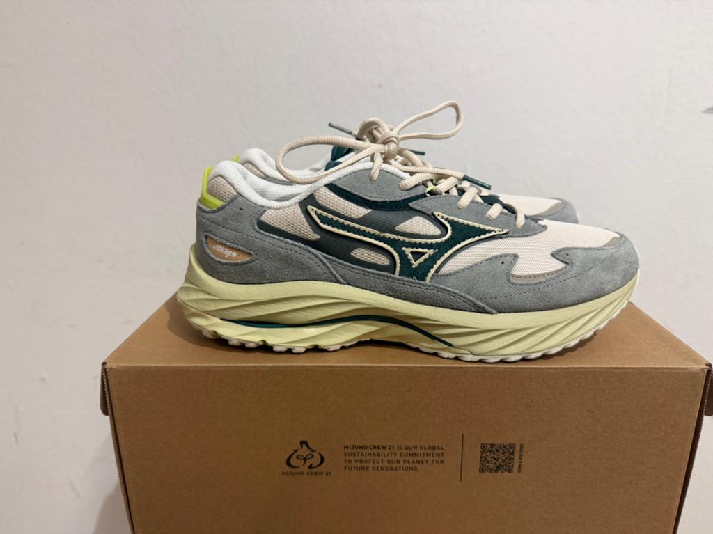 Te koop nieuwe Mizuno Wave Rider Beta green maat 41, Postlaan 3, Blauw, Nieuw, Ophalen of Verzenden