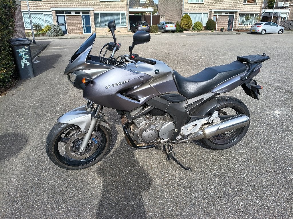 Yamaha TDM 900, 2 cilinders, 897 cc, Motorrijbewijs A, Gebruikt
