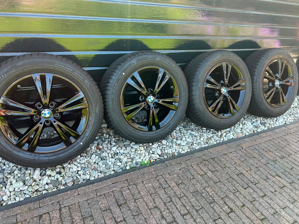 17 inch BMW Ronal zwarte velgen en Bridgestone winterbanden, Auto-onderdelen, Ophalen, Banden en Velgen, Nieuw, 17 inch