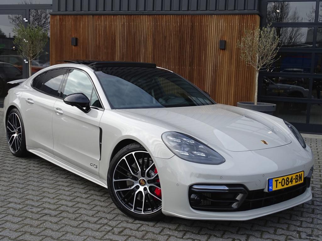 Porsche Panamera 4.0 V8 481PK GTS / carbon / alcantara / 360, Auto's, Porsche, Automaat, 481 pk, Gebruikt, 138 €/maand