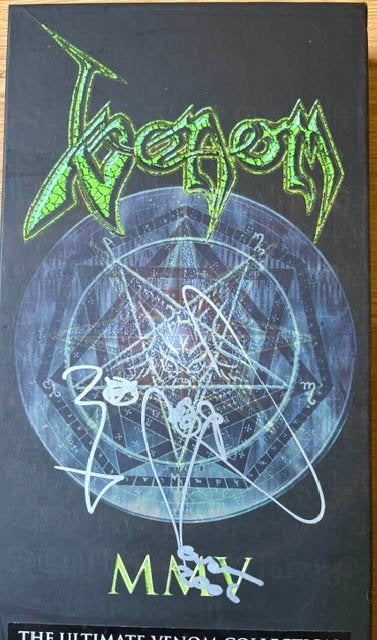 Venom – MMV, Gebruikt, Boxset, Verzenden, Gesigneerd