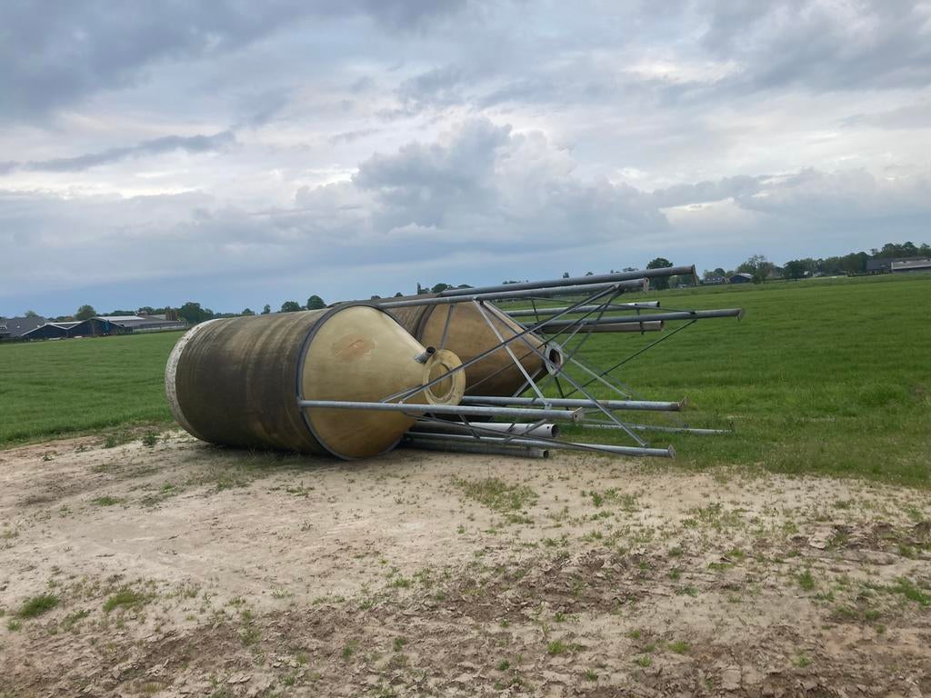 Silo 7 tons polyester brok/meel silo’s goede kwaliteit, Ophalen, Vee