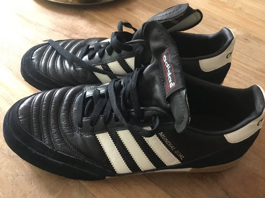 Adidas Copa Mundial Team (zaalvoetbal), Sport en Fitness, Voetbal, Maat XS of kleiner, Verzenden, Gebruikt, Schoenen