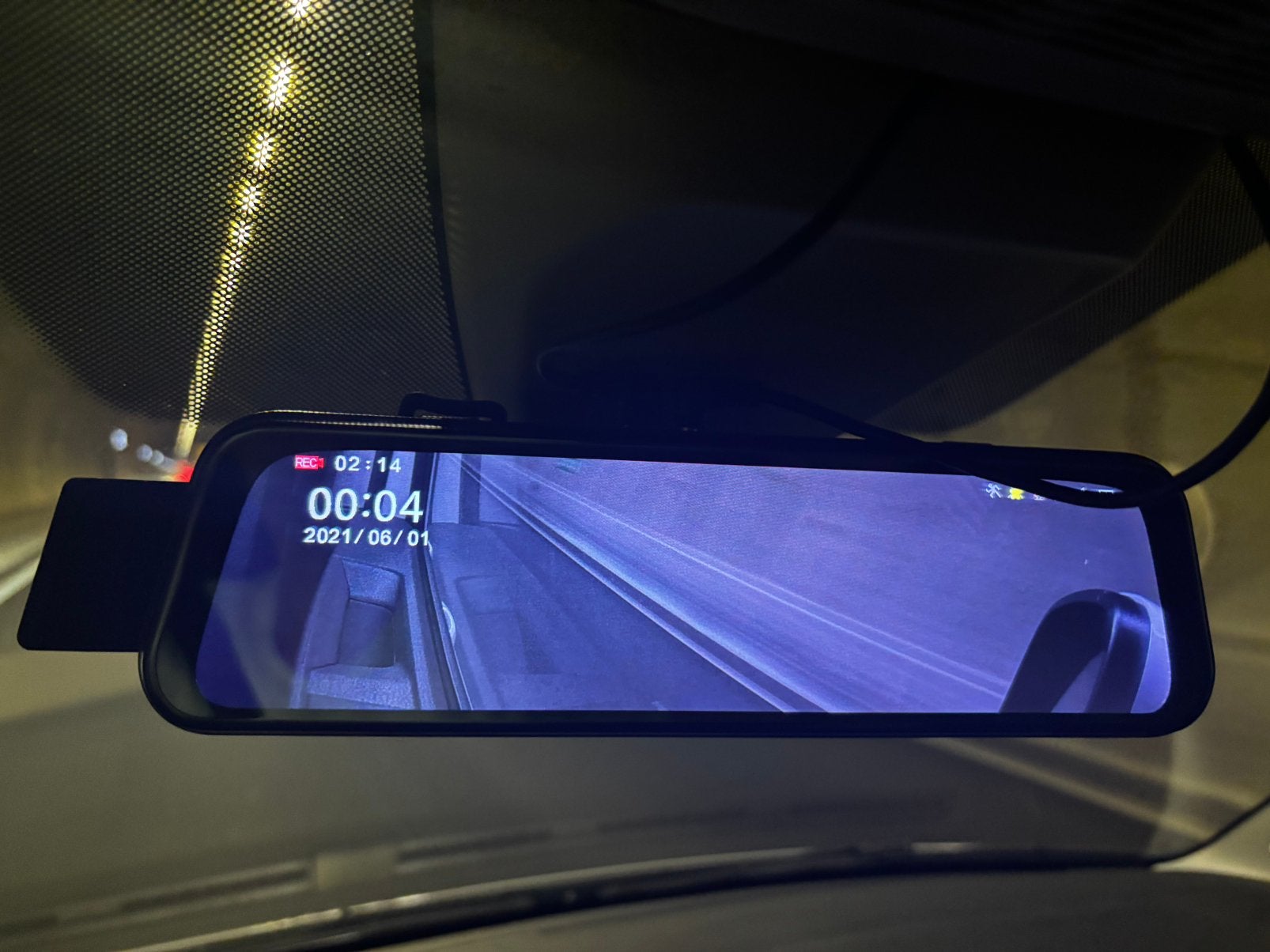 Dash cam incl binnenspiegel canera, Auto diversen, Ophalen of Verzenden, Zo goed als nieuw