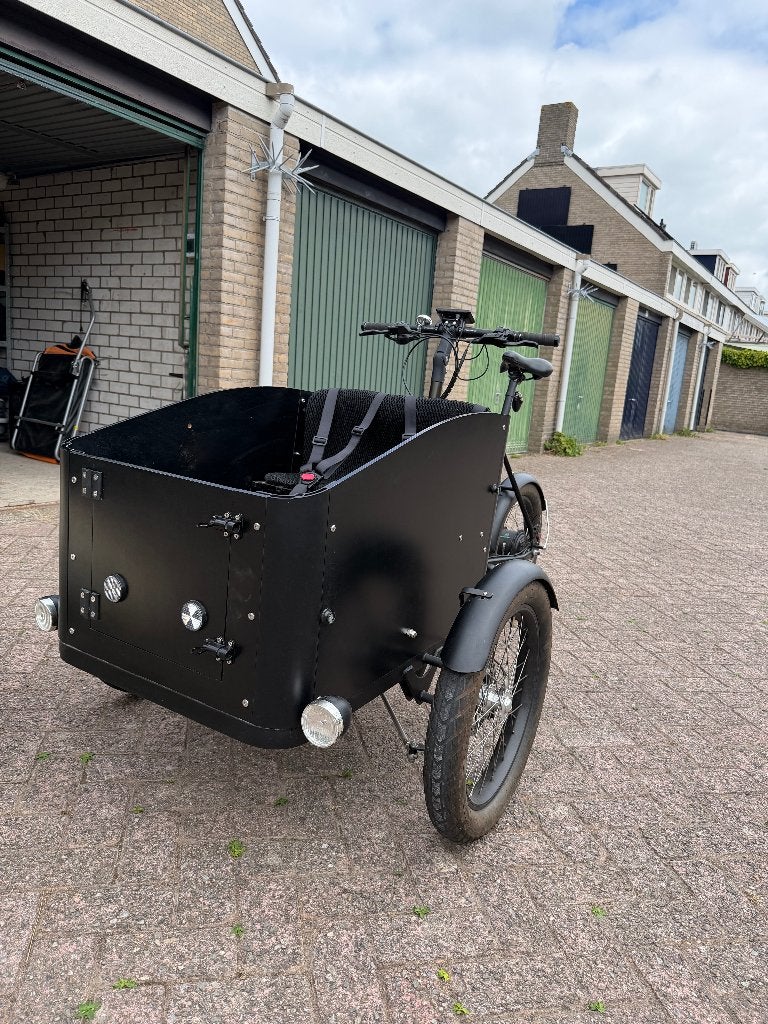 Matts Bakfiets, Fietsen en Brommers, Fietsen | Bakfietsen, Zo goed als nieuw, Overige merken, 2 kinderen, Elektrisch, Huif, Schijfrem