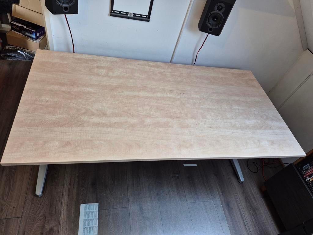 Stevig bureau 180x90 – groot werkblad – al gedemonteerd, Huis en Inrichting, Bureaus, Ophalen, 90 cm, Gebruikt, Gamingbureau