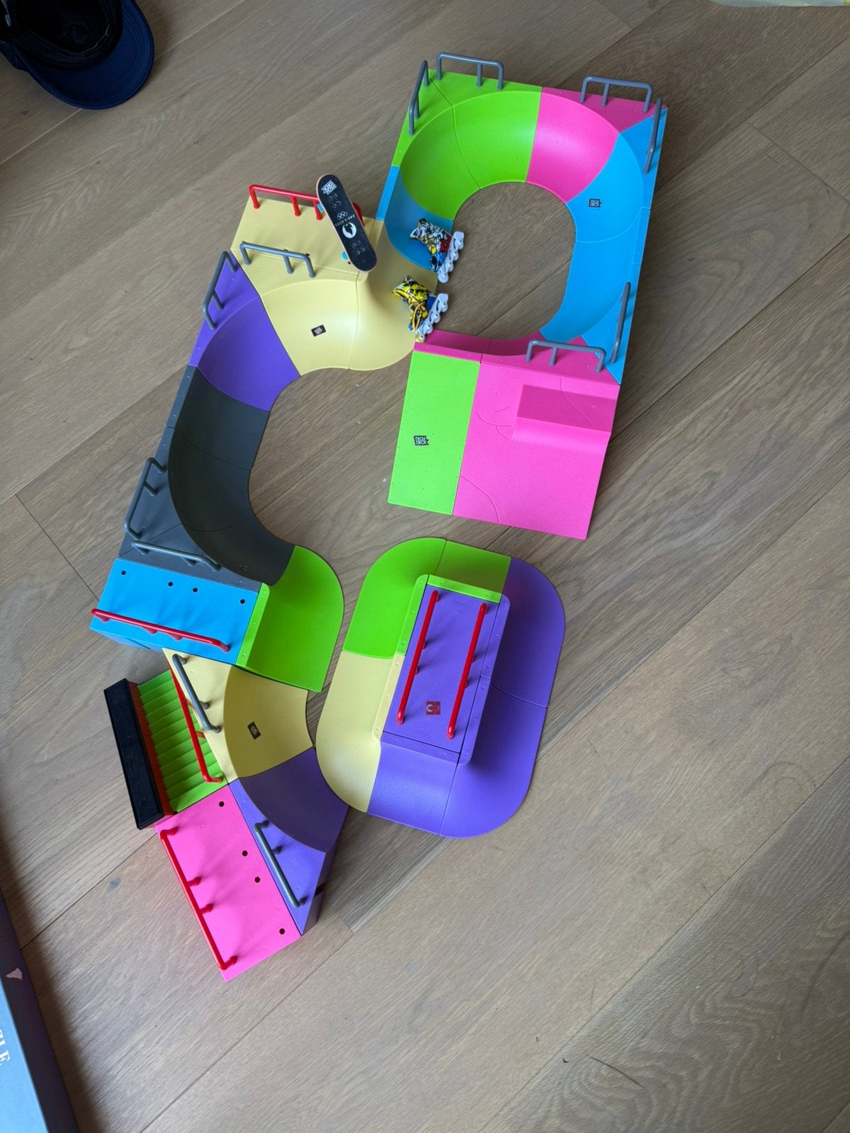 Skatepark multicolour, Ophalen, Zo goed als nieuw, Jongen of Meisje