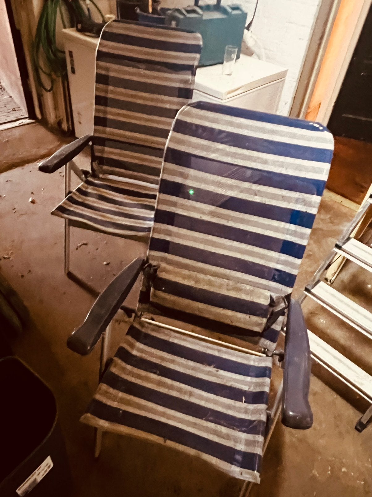 2 campingstoelen en campingtafel, Ophalen of Verzenden, Gebruikt, Campingstoel