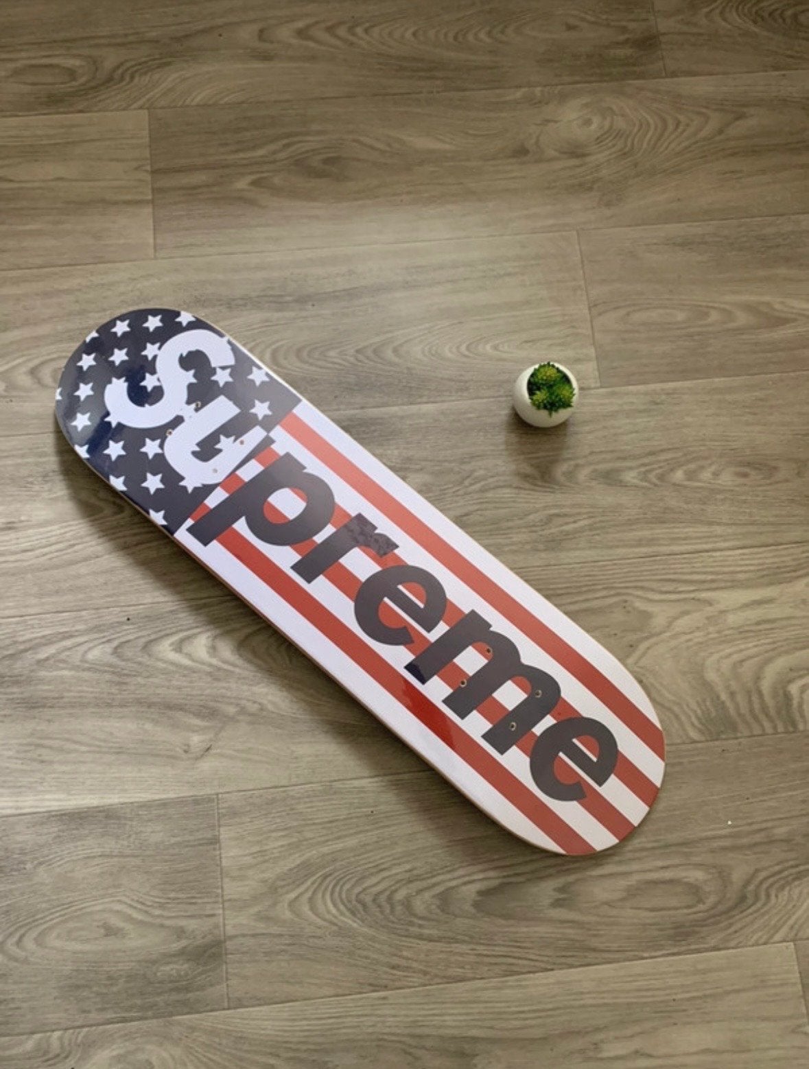 Decoratief Skateboard Deck - Supreme USA Vlag Design, Ophalen of Verzenden, Nieuw, Skateboard
