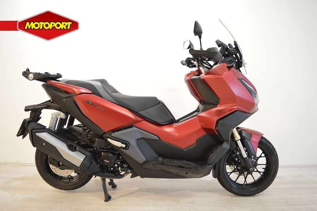 Honda ADV 350 (bj 2023), Wijngaardveld 1
9300  AALST, BE, Scooter, Mc.benelux@honda-eu.com, HONDA MOTOR EUROPE Ltd Belgian Branch