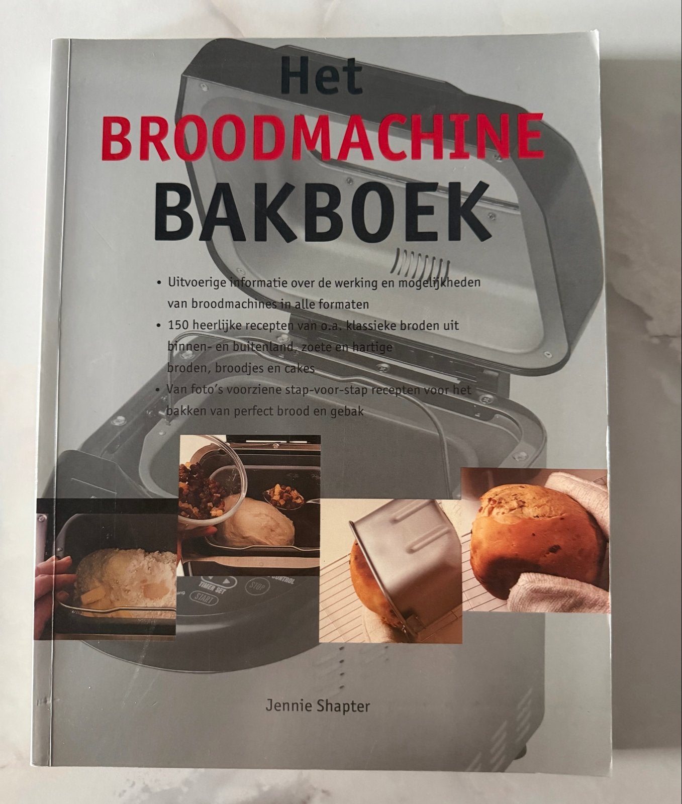 Het Broodmachine Bakboek - Jennie Shapter, Boeken, Ophalen of Verzenden, Gelezen, Europa, Taart, Gebak en Desserts