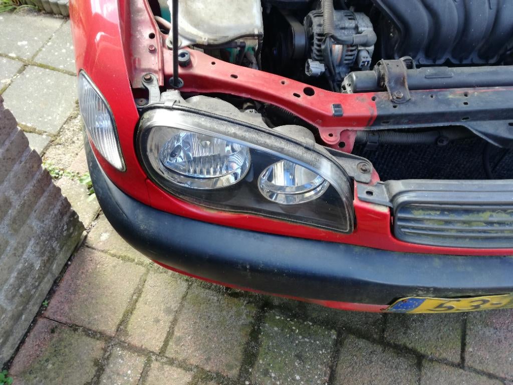 Toyota corolla E11 koplampen en onderdelen, Ophalen of Verzenden, Gebruikt, Toyota