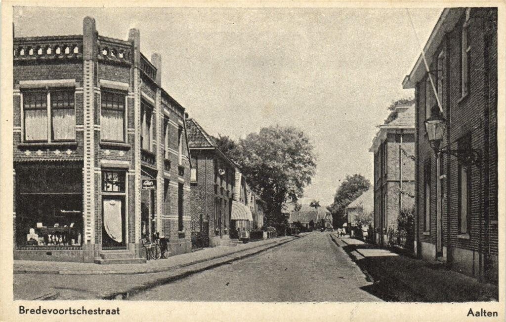 Bredevoortschestraat - Aalten - ongelopen, Ophalen of Verzenden, 1920 tot 1940, Ongelopen, Gelderland