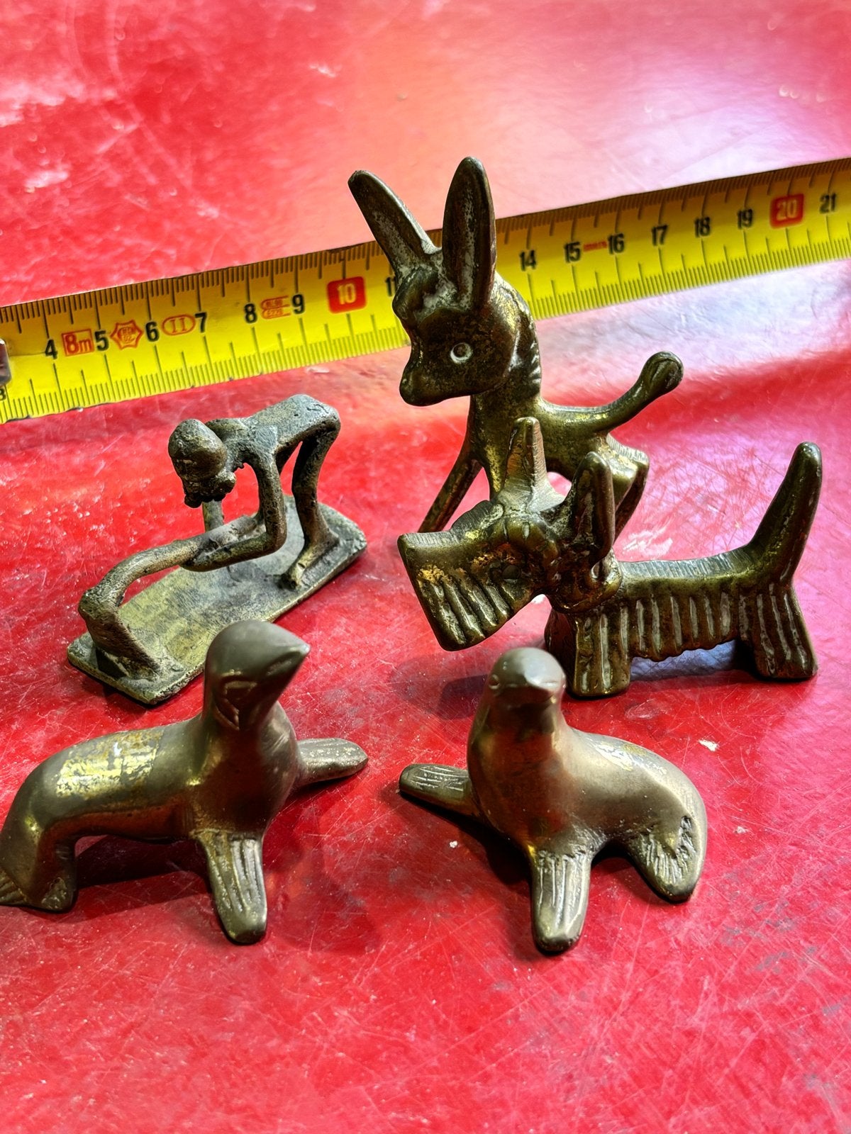 Set van 5 vintage messing beeldjes van dieren en mannetje., Minder dan 20 cm, Verzenden, Beeld, Goud