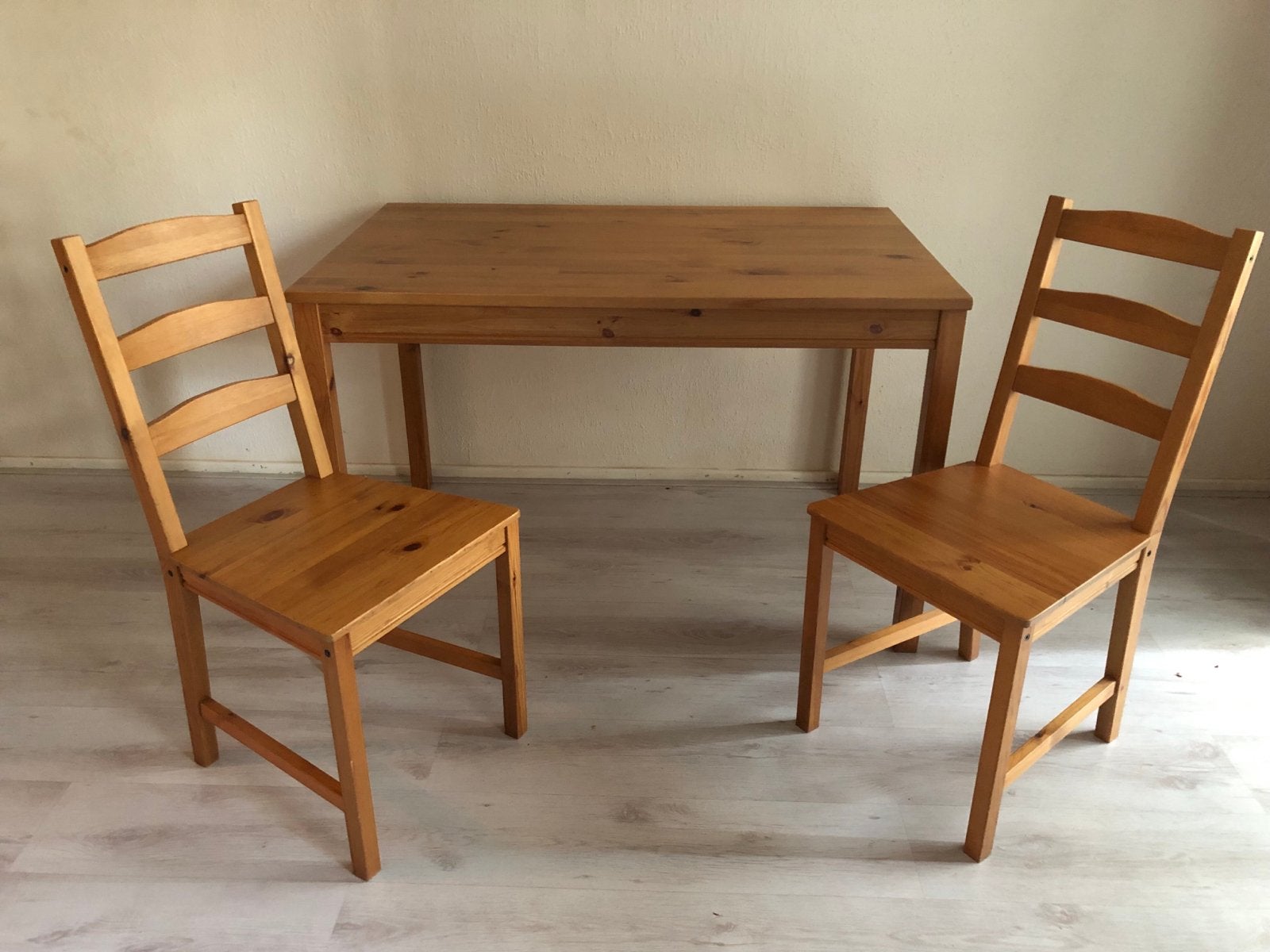 IKEA JOKKMOKK eettafel met 4 stoelen - Zo goed als nieuw, Huis en Inrichting, Ophalen, 100 tot 150 cm, 50 tot 100 cm, Zo goed als nieuw