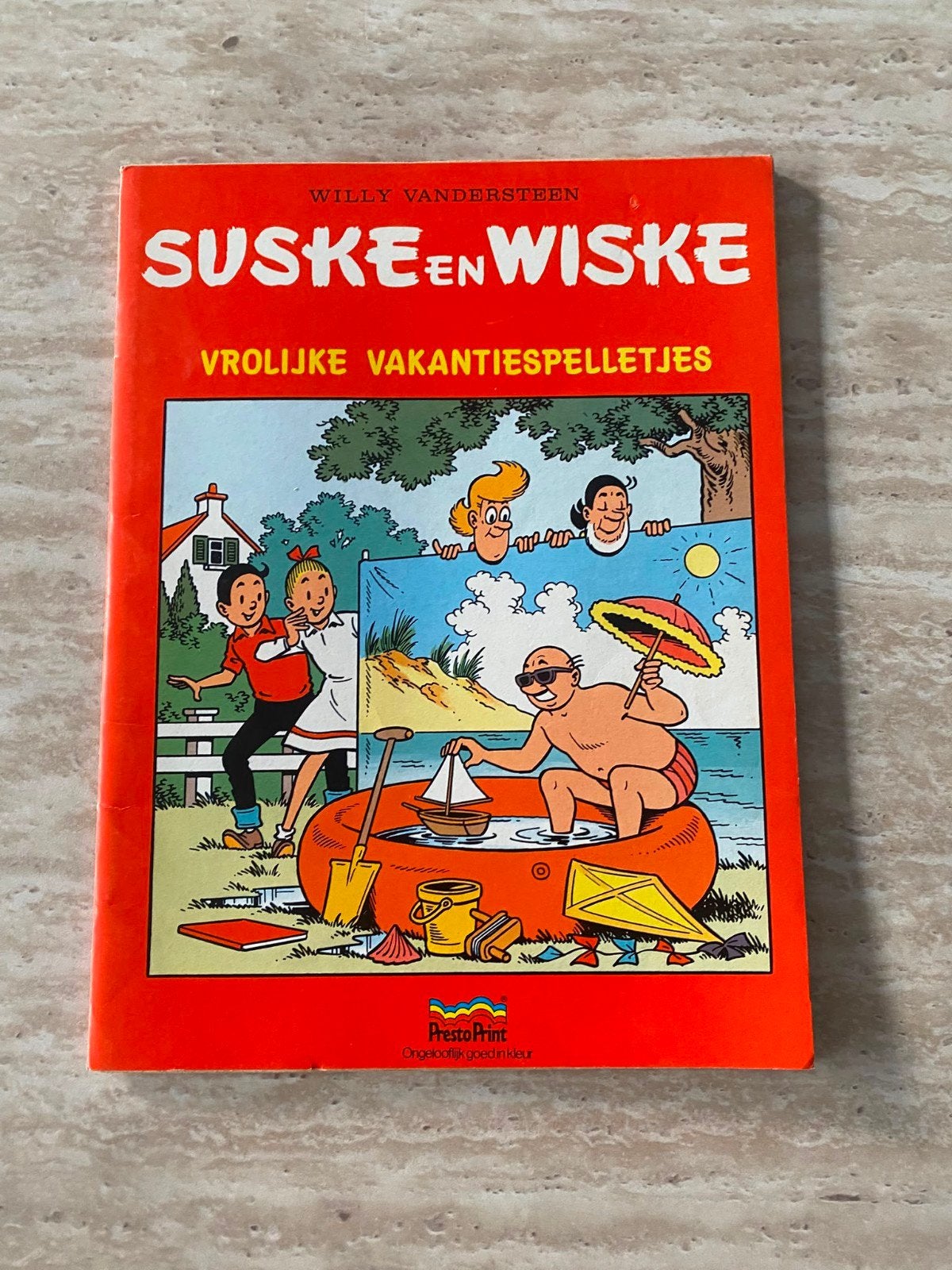 Suske en Wiske: Vrolijke Vakantiespelletjes, Eén stripboek, Ophalen of Verzenden, Gelezen, Willy Vandersteen