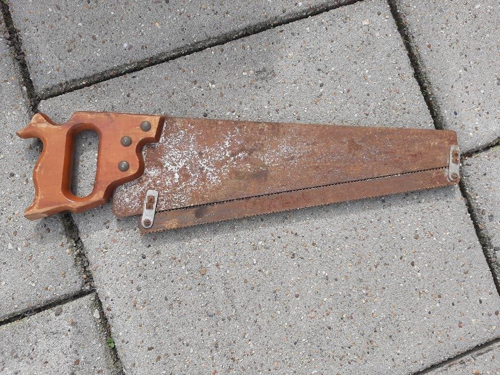 oude handzaag dubbel zaagblad atiek hand gereedschap zaag, Gebruikt, Bergen NH, Ophalen of Verzenden, Zaag