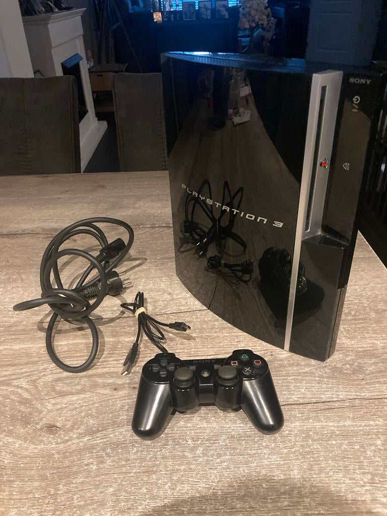 PS3 Phat 80 GB met 1 controller - Zeer nette staat, Spelcomputers en Games, Spelcomputers | Sony PlayStation 3, Phat, Zo goed als nieuw