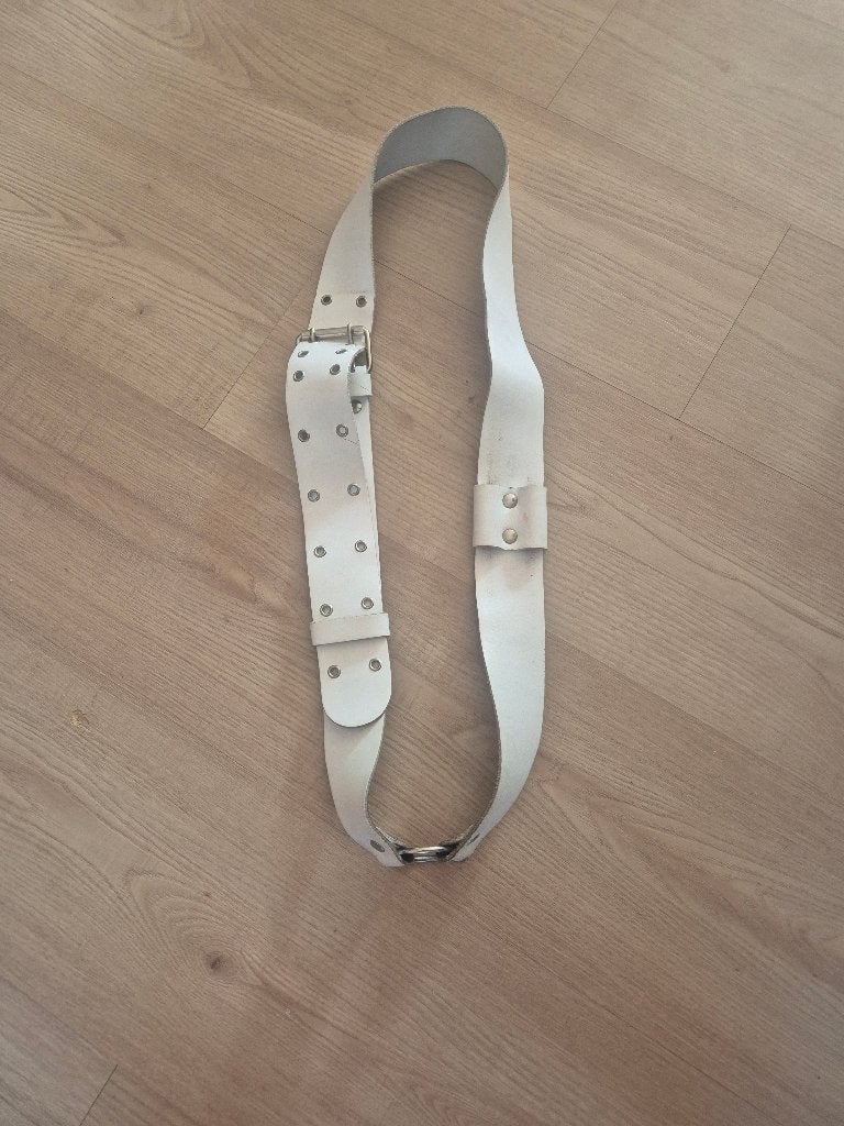 trommel schouder harnas, Ophalen, Wit, Minder dan 95 cm, Zo goed als nieuw