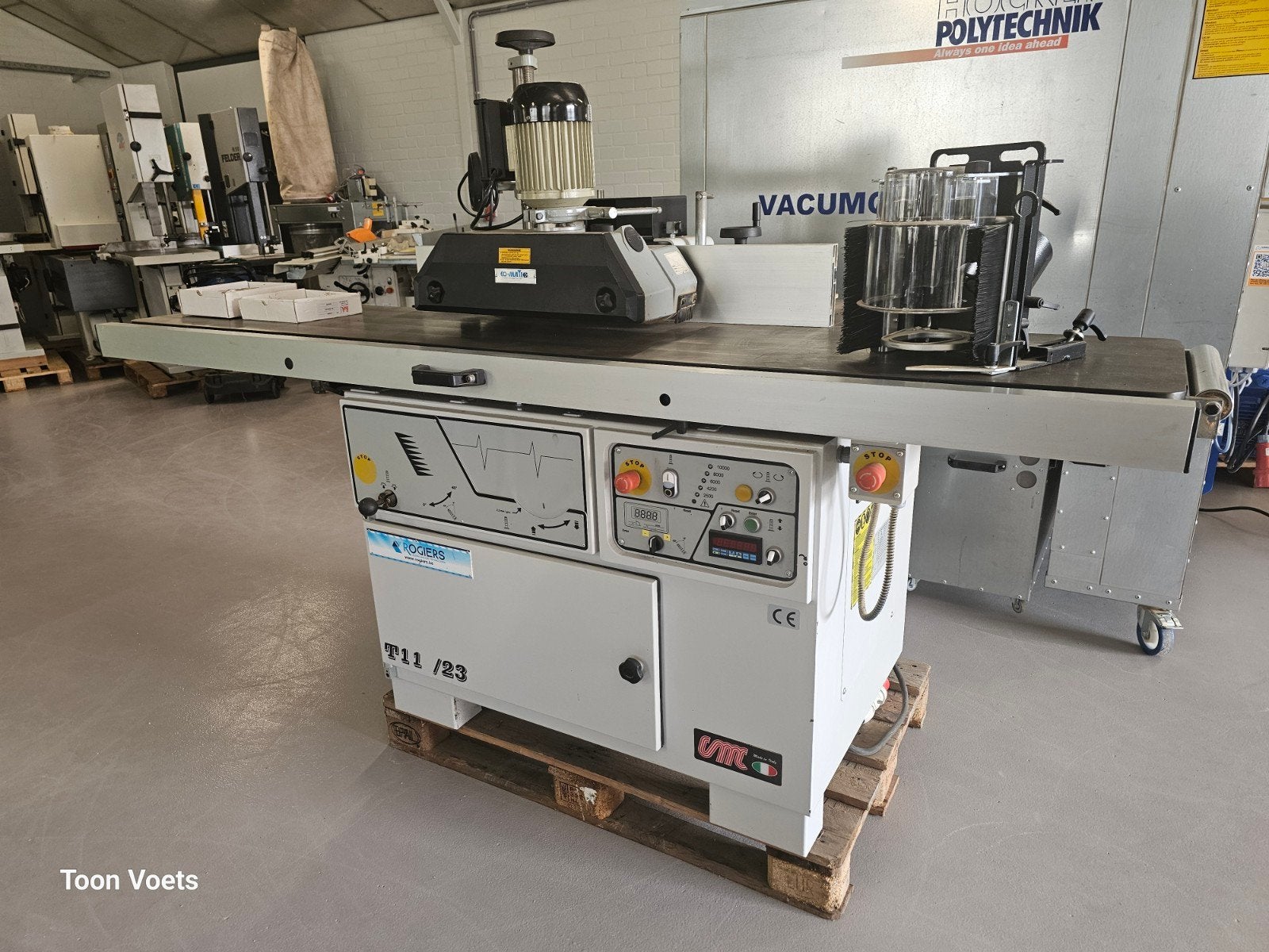 Freesmachine  / Tafelfrees met aanvoerapparraat, Ophalen, Overige soorten, Zo goed als nieuw, CMC