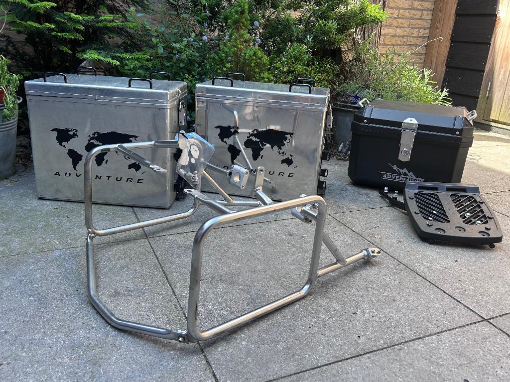 Aluminium koffers en topkoffer met beugel passend BMWr1200gs, Motoren, Ophalen, Gebruikt