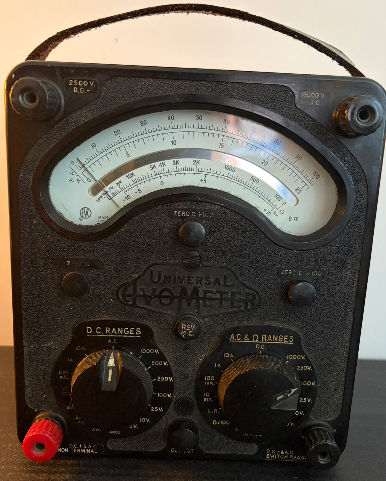 Vintage bakeliet AVO meter / multimeter, Ophalen of Verzenden, Gebruikt, Multimeter