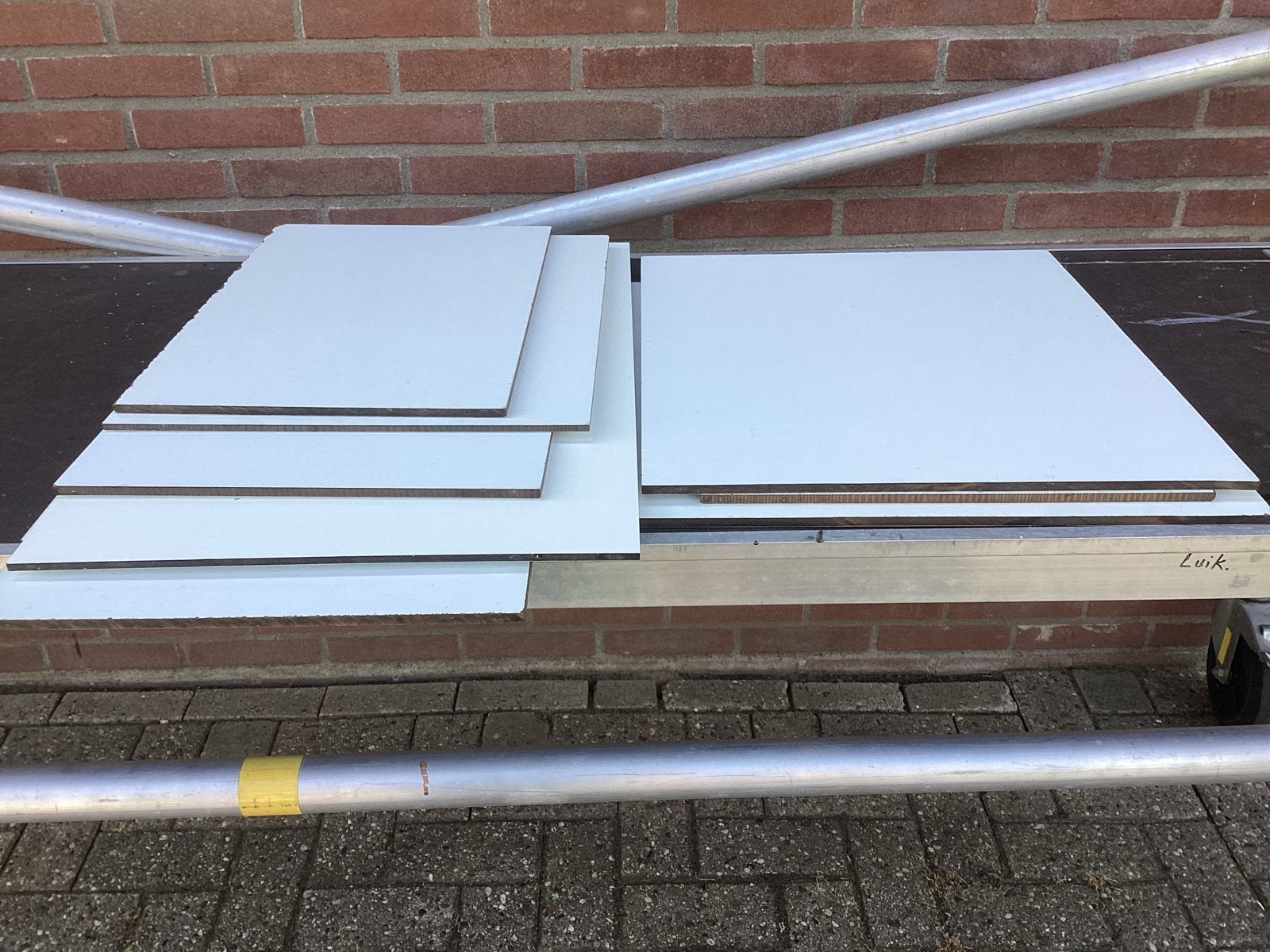 Trespa platen restanten, Doe-het-zelf en Verbouw, Hout en Planken, Ophalen, Gebruikt, Minder dan 25 mm, Overige typen